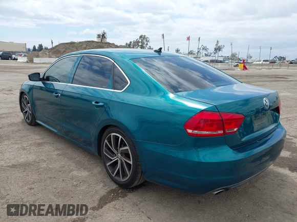 2014 Volkswagen Passat SE с VIN 1VWBN7A32EC043821, выставлен на аукционе IAAI как лот 42047327 с пробегом 104 403 миль миль и . История ставок и продаж доступна на DreamBid. Изображение 3.