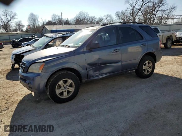 2004 Kia Sorento LX with VIN KNDJC733745294726, listed as a Copart auction lot 86626544 with 178,738 mi miles and Salvage Title. Bid and sale history available at carsss.com. Image 1.