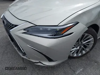 2022 Lexus ES 300h Luxury with VIN 58AEA1C13NU014248, listed as a IAAI auction lot 42057739 with 16,339 mi miles and . Bid and sale history available at DreamBid. Image 16.