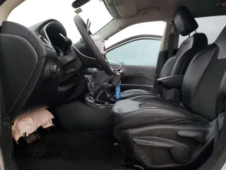 2021 Jeep Compass Altitude с VIN 3C4NJCBB7MT560884, выставлен на аукционе Copart как лот 78280374 с пробегом 81 083 миль миль и Списание • Salvage title. История ставок и продаж доступна на DreamBid. Изображение 7.
