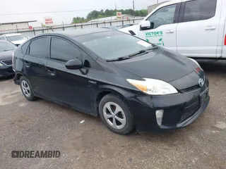 2015 Toyota Prius Four with VIN JTDKN3DU4F1984667, listed as a IAAI auction lot 41892557 with 192,908 mi miles. Bid and sale history available at carsss.com. Image 1.