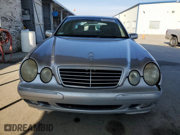 2002 Mercedes-Benz E-Class with VIN WDBJF65J12B488632, listed as a Copart auction lot 87060504 with 273,135 mi miles and Salvage Title. Bid and sale history available at carsss.com. Image 5.