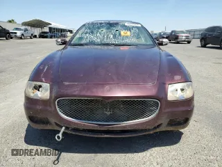 2007 Maserati Quattroporte z VIN ZAMCE39AX70027000, wystawiony jako Copart lot #60355475 z przebiegiem Nie podano mil oraz Czysty tytuł • Clean title. Historia ofert i sprzedaży dostępna na DreamBid. Obrazek 5.