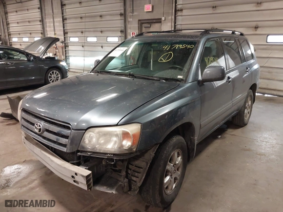 2005 Toyota Highlander with VIN JTEDP21A450080017, listed as a IAAI auction lot 41719540 with 188,966 mi miles. Bid and sale history available at carsss.com. Image 18.