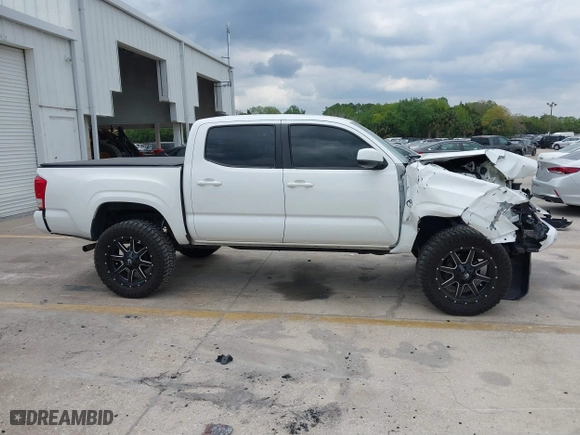 2017 Toyota Tacoma SR with VIN 5TFAX5GN7HX093195, listed as a IAAI auction lot 41860071 with 152,925 mi miles. Bid and sale history available at carsss.com. Image 14.