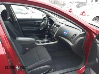 2015 Nissan Altima S with VIN 1N4AL3AP4FC455097, listed as a IAAI auction lot 41530847 with 162,763 mi miles and . Bid and sale history available at DreamBid. Image 5.