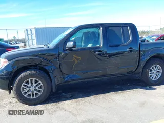 2021 Nissan Frontier SV z VIN 1N6ED0EA6MN701370, wystawiony jako IAAI lot #41326550 z przebiegiem 63 107 mil mil oraz . Historia ofert i sprzedaży dostępna na DreamBid. Obrazek 6.
