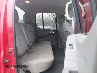 2006 Nissan Frontier SE z VIN 1N6AD07W96C455744, wystawiony jako IAAI lot #41728920 z przebiegiem 176 107 mil mil oraz . Historia ofert i sprzedaży dostępna na DreamBid. Obrazek 8.