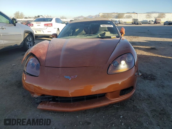 2007 Chevrolet Corvette z VIN 1G1YY36U375110988, wystawiony jako Copart lot #88572245 z przebiegiem 35 767 mil mil oraz Szkoda całkowita • Salvage title. Historia ofert i sprzedaży dostępna na DreamBid. Obrazek 5.