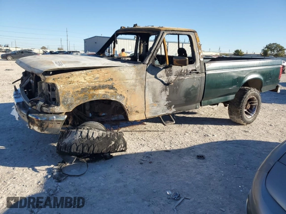 1993 Ford F-250 z VIN 2FTHF26H5PCB36444, wystawiony jako Copart lot #81555984 z przebiegiem Nie podano mil oraz Nie do naprawy • Non repairable. Historia ofert i sprzedaży dostępna na DreamBid. Obrazek 1.