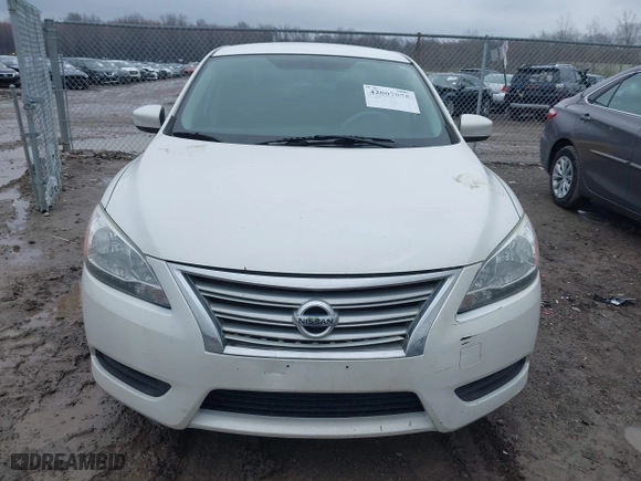 2013 Nissan Sentra SR with VIN 3N1AB7AP3DL777674, listed as a IAAI auction lot 42007975 with 209,173 mi miles. Bid and sale history available at carsss.com. Image 12.
