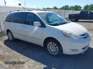 2008 Toyota Sienna XLE with VIN 5TDBK22CX8S013241, listed as a IAAI auction lot 42609126 with 201,919 mi miles and . Bid and sale history available at DreamBid. Image 1.