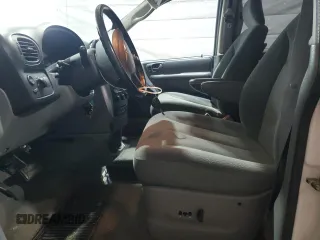 2005 Chrysler Town & Country Touring z VIN 2C4GP54L15R514822, wystawiony jako Copart lot #57710285 z przebiegiem 92 988 mil mil oraz Tytuł czysty. Historia ofert i sprzedaży dostępna na DreamBid. Obrazek 7.