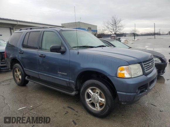 2004 Ford Explorer XLT with VIN 1FMZU73E64UC17896, listed as a Copart auction lot 89370965 with 225,655 mi miles and Salvage Title. Bid and sale history available at DreamBid. Image 4.