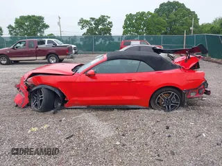 2022 Ford Mustang EcoBoost z VIN 1FATP8UH5N5115670, wystawiony jako IAAI lot #42216350 z przebiegiem 73 705 mil mil oraz . Historia ofert i sprzedaży dostępna na DreamBid. Obrazek 14.