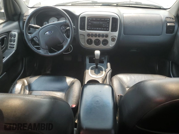 2007 Ford Escape Limited with VIN 1FMYU94167KA15448, listed as a Copart auction lot 57178795 with 301,759 mi miles and Salvage title. Bid and sale history available at DreamBid. Image 8.