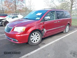 2012 Chrysler Town & Country Touring-L with VIN 2C4RC1CG3CR413148, listed as a IAAI auction lot 42040272 with 137,631 mi miles. Bid and sale history available at carsss.com. Image 6.