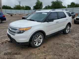 2014 Ford Explorer XLT z VIN 1FM5K7D85EGB72995, wystawiony jako Copart lot #55491615 z przebiegiem 258 871 mil mil oraz Szkoda całkowita • Salvage title. Historia ofert i sprzedaży dostępna na DreamBid. Obrazek 1.