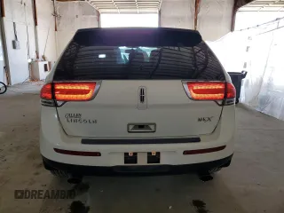 2013 Lincoln MKX z VIN 2LMDJ6JKXDBL19895, wystawiony jako Copart lot #51623655 z przebiegiem 245 542 mil mil oraz Szkoda całkowita • Salvage title. Historia ofert i sprzedaży dostępna na DreamBid. Obrazek 6.