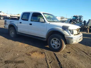 2002 Toyota Tacoma PreRunner z VIN 5TEGN92N82Z060754, wystawiony jako IAAI lot #41593790 z przebiegiem Nie podano mil oraz . Historia ofert i sprzedaży dostępna na DreamBid. Obrazek 1.