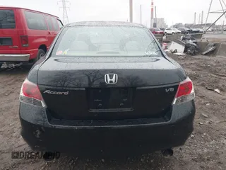 2009 Honda Accord EX z VIN 1HGCP36719A003545, wystawiony jako IAAI lot #41108835 z przebiegiem 226 944 mil mil oraz . Historia ofert i sprzedaży dostępna na DreamBid. Obrazek 16.