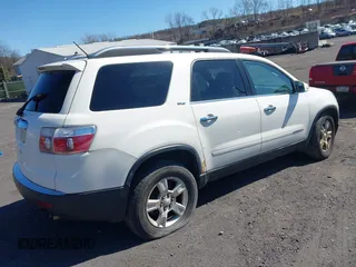 2007 GMC Acadia SLT z VIN 1GKER23767J102346, wystawiony jako IAAI lot #41910537 z przebiegiem 181 743 mil mil oraz . Historia ofert i sprzedaży dostępna na DreamBid. Obrazek 4.