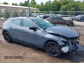 2024 Mazda 3 Premium Plus с VIN JM1BPBNY2R1709258, выставлен на аукционе IAAI как лот 42413034 с пробегом 13 157 миль миль и . История ставок и продаж доступна на DreamBid. Изображение 1.