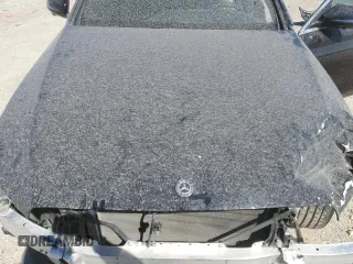 2019 Mercedes-Benz E 300 z VIN WDDZF4JB9KA522920, wystawiony jako Copart lot #50325815 z przebiegiem 73 000 mil mil oraz Szkoda całkowita • Salvage title. Historia ofert i sprzedaży dostępna na DreamBid. Obrazek 12.