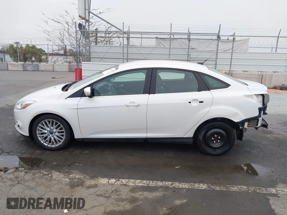 2012 Ford Focus SEL with VIN 1FAHP3H27CL314291, listed as a IAAI auction lot 41859207 with 86,830 mi miles. Bid and sale history available at carsss.com. Image 15.
