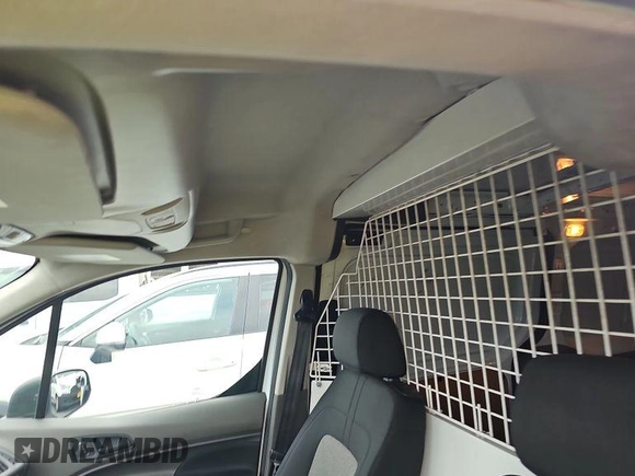 2019 Ford Transit Connect XL z VIN NM0LS7E28K1396540, wystawiony jako IAAI lot #42818829 z przebiegiem 83 782 mil mil oraz . Historia ofert i sprzedaży dostępna na DreamBid. Obrazek 17.