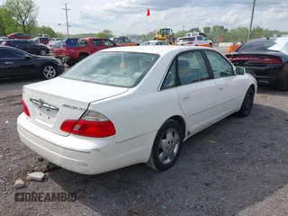 2003 Toyota Avalon XL with VIN 4T1BF28B73U321678, listed as a IAAI auction lot 42083979 with 283,606 mi miles and . Bid and sale history available at carsss.com. Image 4.