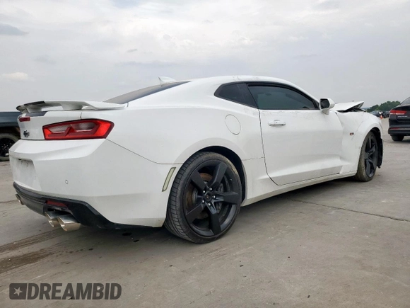 2018 Chevrolet Camaro 2SS with VIN 1G1FH1R77J0126746, listed as a Copart auction lot 57275265 with 87,593 mi miles and Salvage title. Bid and sale history available at DreamBid. Image 3.