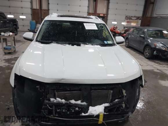 2018 Volkswagen Atlas SEL with VIN 1V2MR2CAXJC557973, listed as a IAAI auction lot 41535114 with 107,894 mi miles and . Bid and sale history available at DreamBid. Image 13.