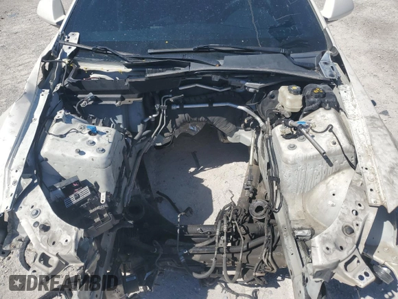 2013 Cadillac CTS-V z VIN 1G6DV1EP2D0172229, wystawiony jako Copart lot #63103464 z przebiegiem Nie podano mil oraz Szkody całkowita. Historia ofert i sprzedaży dostępna na DreamBid. Obrazek 12.