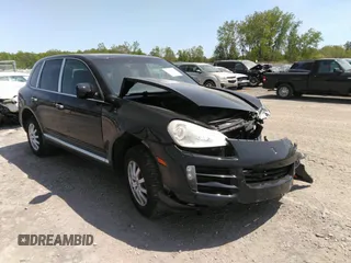 2009 Porsche Cayenne z VIN WP1AA29P99LA05754, wystawiony jako IAAI lot #36609704 z przebiegiem 193 826 mil mil oraz . Historia ofert i sprzedaży dostępna na DreamBid. Obrazek 1.