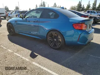 2018 BMW M2 z VIN WBS1J5C5XJVD36759, wystawiony jako Copart lot #81951654 z przebiegiem 41 701 mil mil oraz Szkoda całkowita • Salvage title. Historia ofert i sprzedaży dostępna na DreamBid. Obrazek 2.