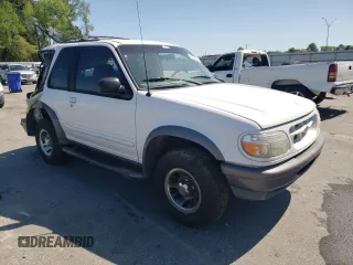 1998 Ford Explorer Sport с VIN 1FMYU22X0WUC49831, выставлен на аукционе Copart как лот 52305105 с пробегом 179 547 миль миль и Списание • Salvage title. История ставок и продаж доступна на DreamBid. Изображение 4.
