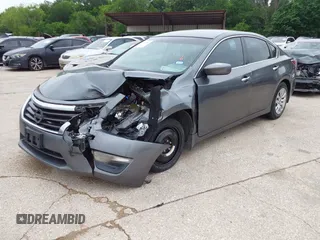 2015 Nissan Altima S with VIN 1N4AL3AP5FN888285, listed as a IAAI auction lot 42130532 with 174,510 mi miles and . Bid and sale history available at carsss.com. Image 2.