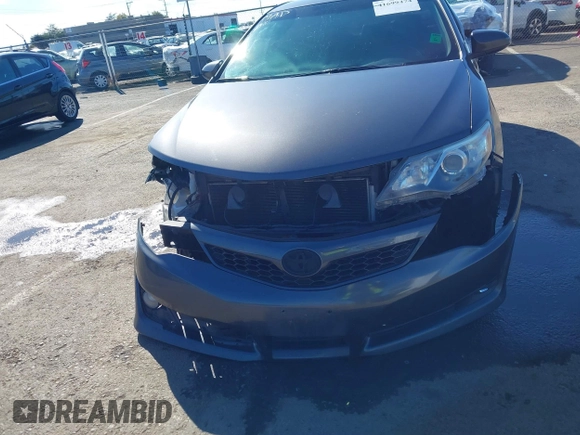 2013 Toyota Camry L with VIN 4T1BF1FK2DU204556, listed as a IAAI auction lot 41699474 with 200,897 mi miles. Bid and sale history available at carsss.com. Image 6.