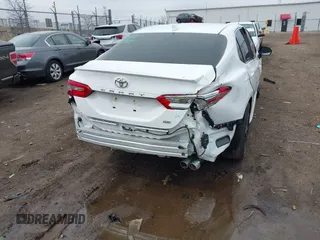 2019 Toyota Camry LE z VIN 4T1B11HK7KU687261, wystawiony jako IAAI lot #42016114 z przebiegiem 123 007 mil mil oraz . Historia ofert i sprzedaży dostępna na DreamBid. Obrazek 17.
