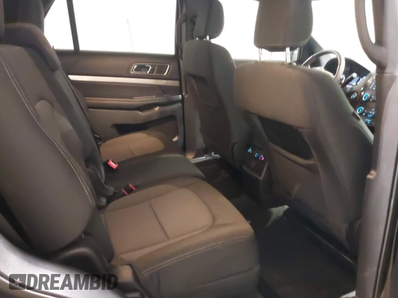 2018 Ford Explorer XLT with VIN 1FM5K8D84JGA57143, listed as a IAAI auction lot 41291025 with 81,113 mi miles and . Bid and sale history available at carsss.com. Image 8.