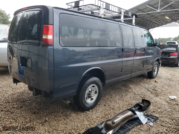 2014 Chevrolet Express Passenger LT with VIN 1GAZG1FG7E1182769, listed as a Copart auction lot 79478444 with 109,355 mi miles and Salvage Title. Bid and sale history available at carsss.com. Image 3.