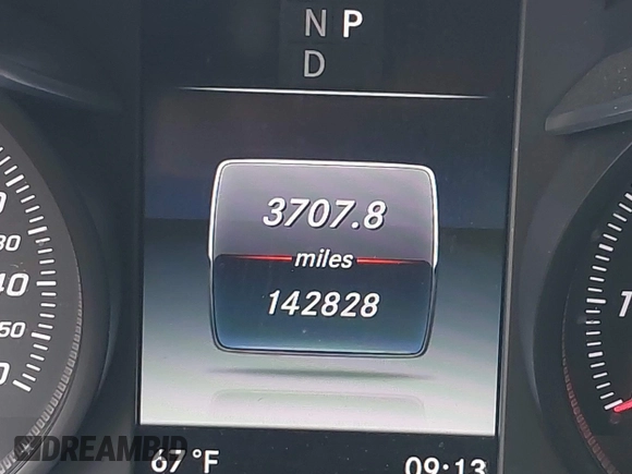 2018 Mercedes-Benz C 300 with VIN WDDWJ4JB2JF660253, listed as a IAAI auction lot 42421185 with 142,828 mi miles and . Bid and sale history available at DreamBid. Image 16.
