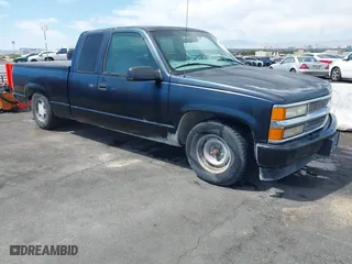 1999 Chevrolet C/K 1500 with VIN 1GCEC19R0XR146778, listed as a IAAI auction lot 42104540 with 221,531 mi miles. Bid and sale history available at carsss.com. Image 1.