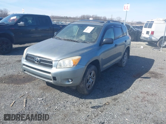 2007 Toyota RAV4 with VIN JTMZD33V275059326, listed as a IAAI auction lot 41609691 with 247,482 mi miles. Bid and sale history available at carsss.com. Image 2.