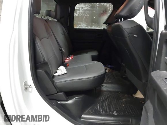 2024 Ram 2500 Tradesman with VIN 3C6UR5CJ1RG181473, listed as a IAAI auction lot 41391824 with 5,774 mi miles. Bid and sale history available at carsss.com. Image 8.