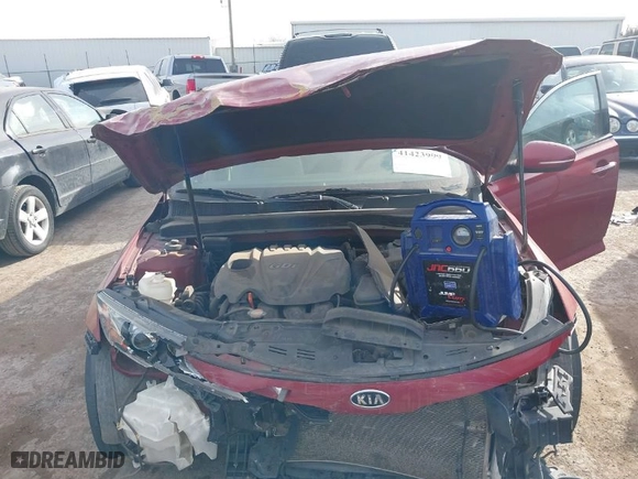 2011 Kia Optima EX with VIN KNAGN4A74B5057825, listed as a IAAI auction lot 41423999 with 1 mi miles. Bid and sale history available at carsss.com. Image 10.