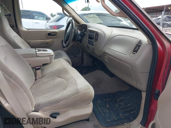 2000 Ford F-150 XL with VIN 1FTRX17W6YNA28628, listed as a IAAI auction lot 42207232 with Not provided miles and . Bid and sale history available at DreamBid. Image 5.
