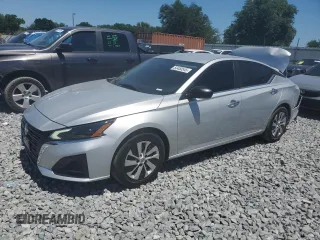 2024 Nissan Altima S z VIN 1N4BL4BV4RN340029, wystawiony jako Copart lot #53450545 z przebiegiem 26 316 mil mil oraz Szkoda całkowita • Salvage title. Historia ofert i sprzedaży dostępna na DreamBid. Obrazek 1.