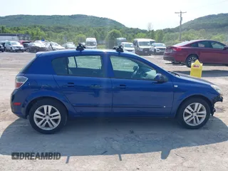 2008 Saturn Astra XE z VIN W08AR671185084168, wystawiony jako IAAI lot #42380172 z przebiegiem 129 099 mil mil oraz . Historia ofert i sprzedaży dostępna na DreamBid. Obrazek 14.